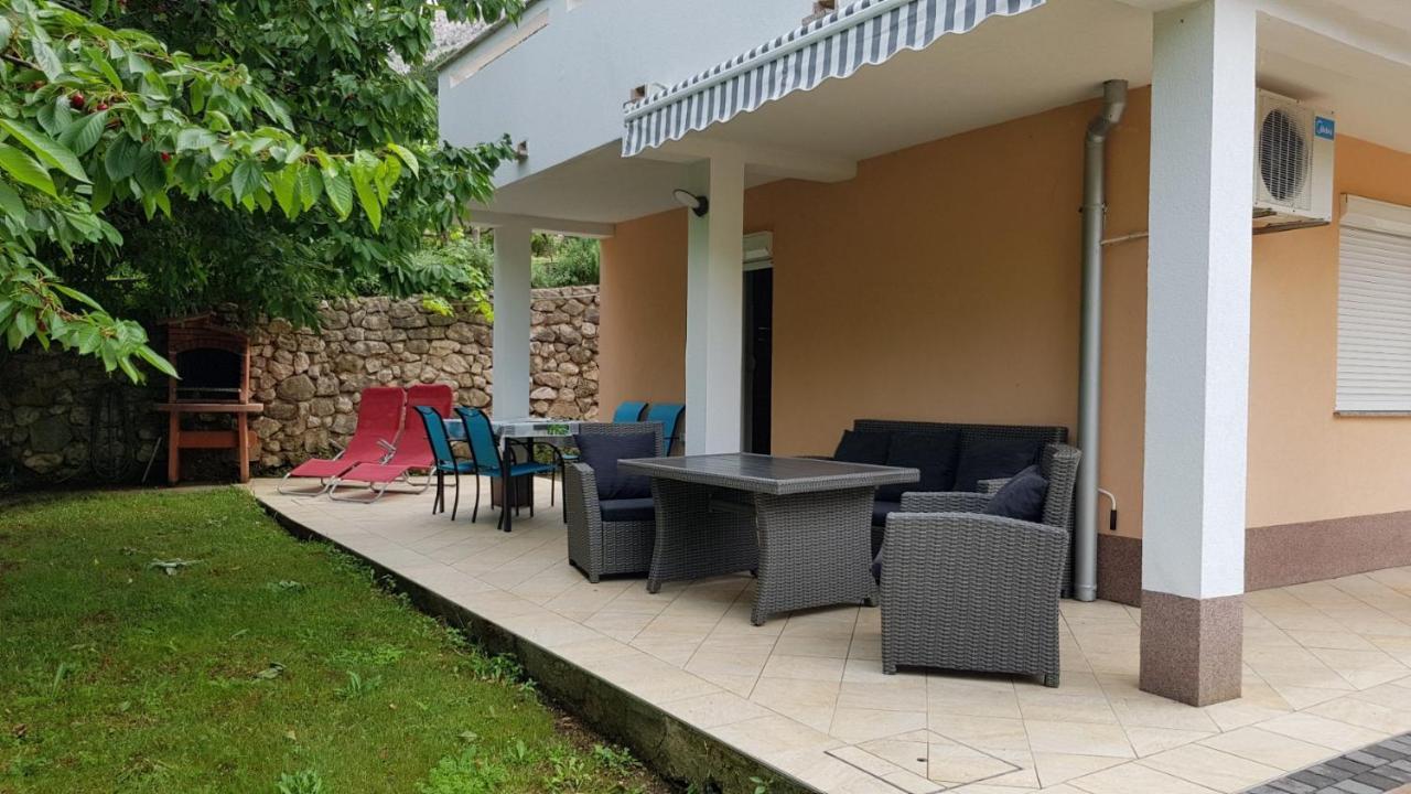 Apartmani Marija Baška Exteriör bild